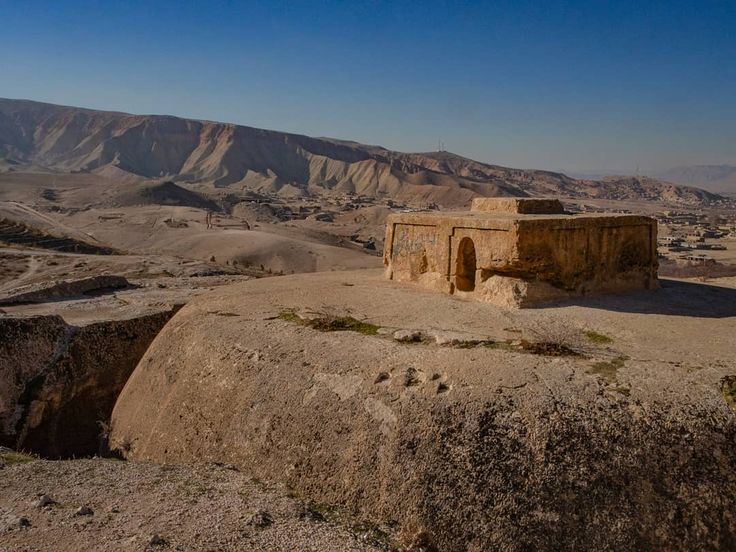 Takht-e Rostam